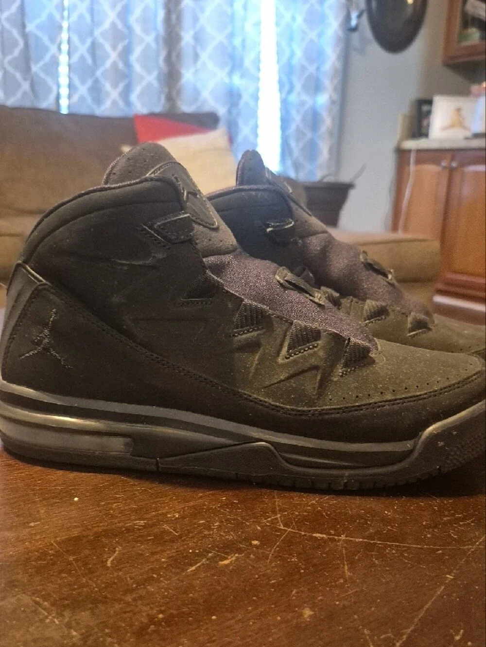 Jordan Men's Black Mid-Top Suede Sneakers